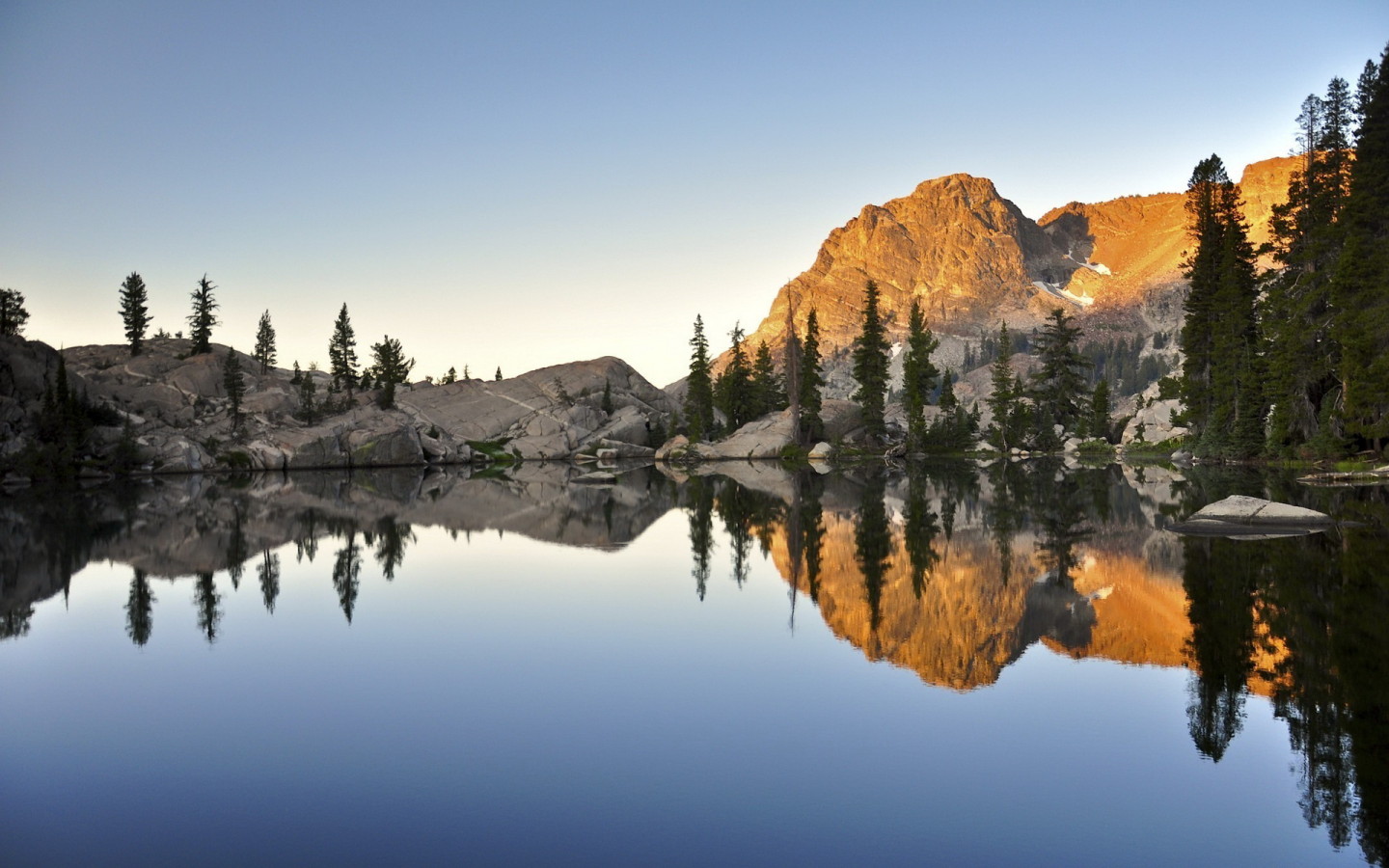 Озеро на высоте