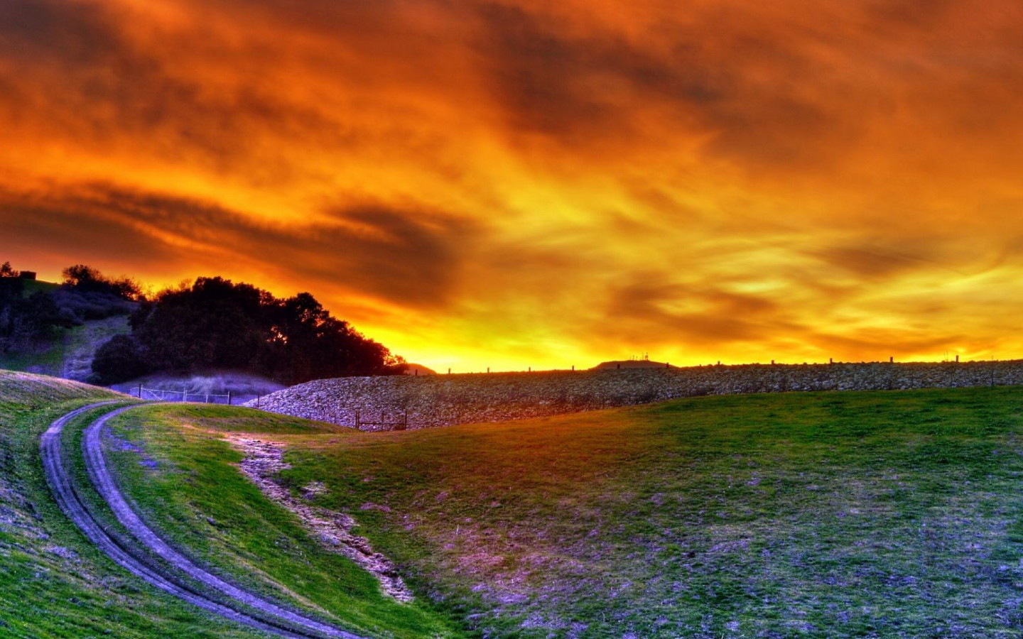 Багровое небо