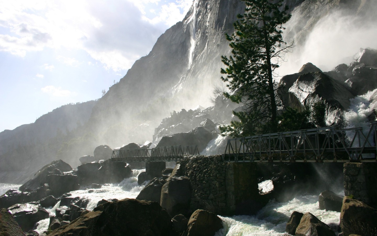 водопад   Wapama