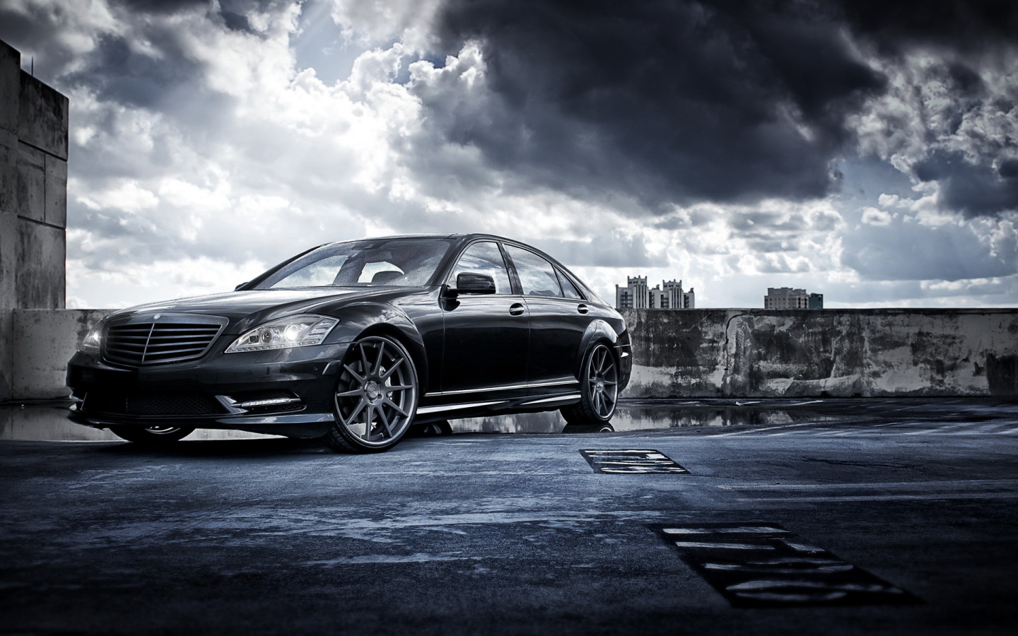 Mercedes S550