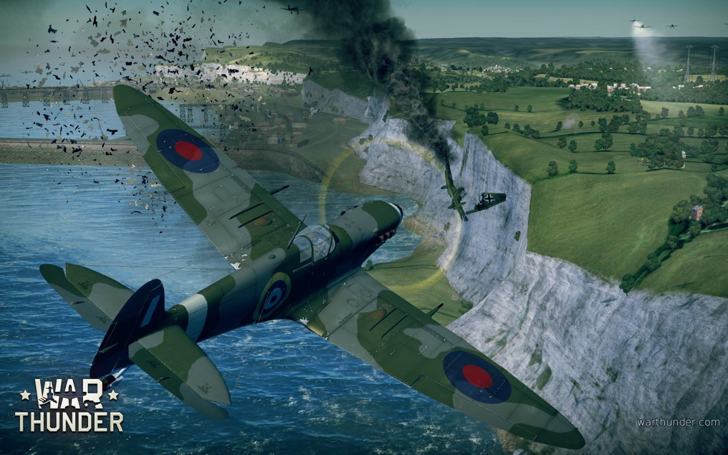 War Thunder американский военный самолет принял удар