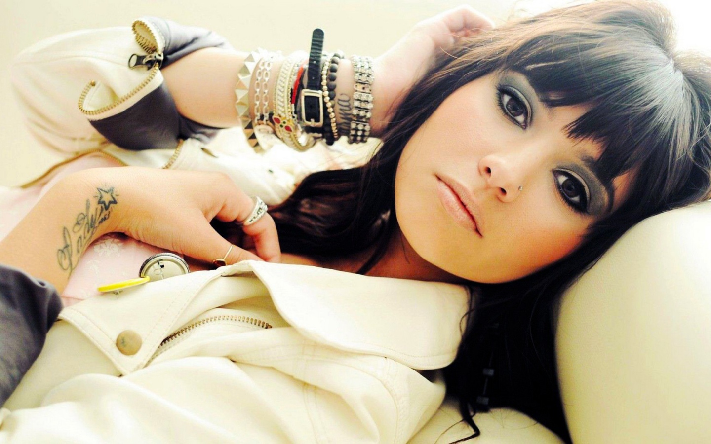 Модель Hanna Beth