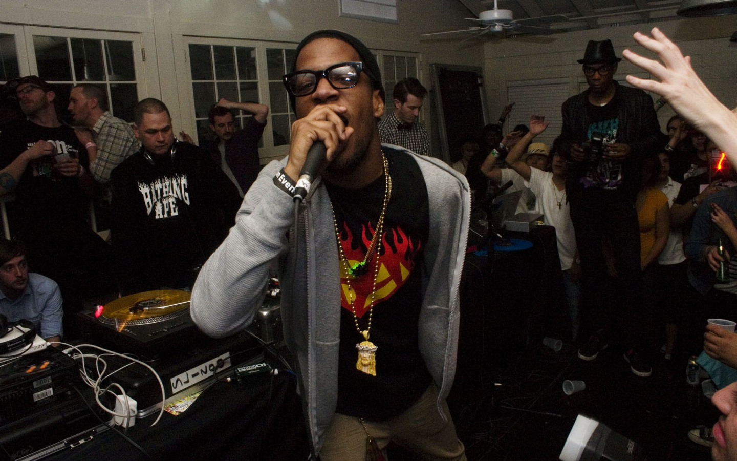 Kid Cudi будет читать рэп в гараже