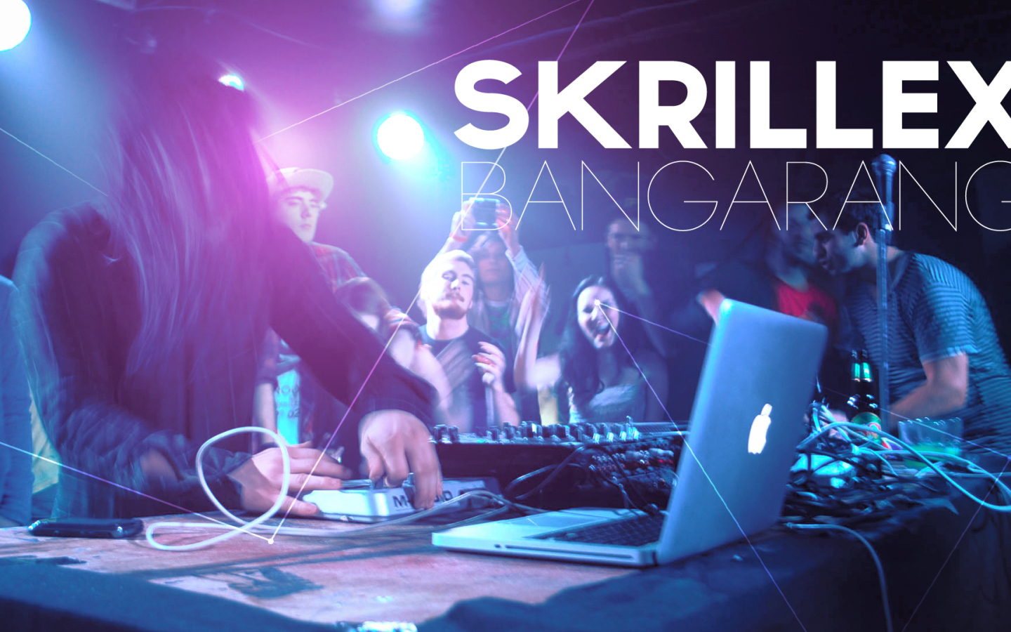 Skrillex в клубе
