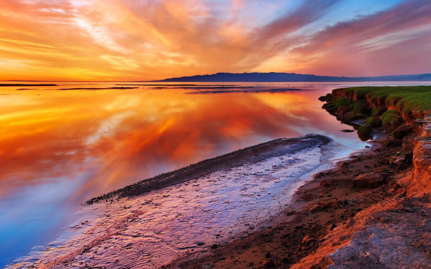 Разноцветный закат