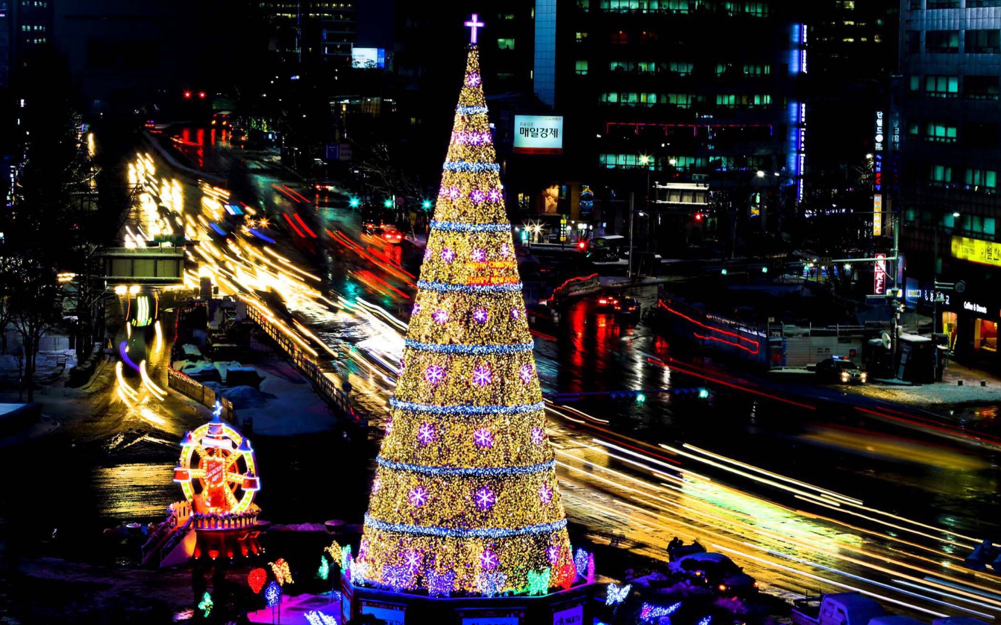 Новогодняя елка в олимпийском 2014