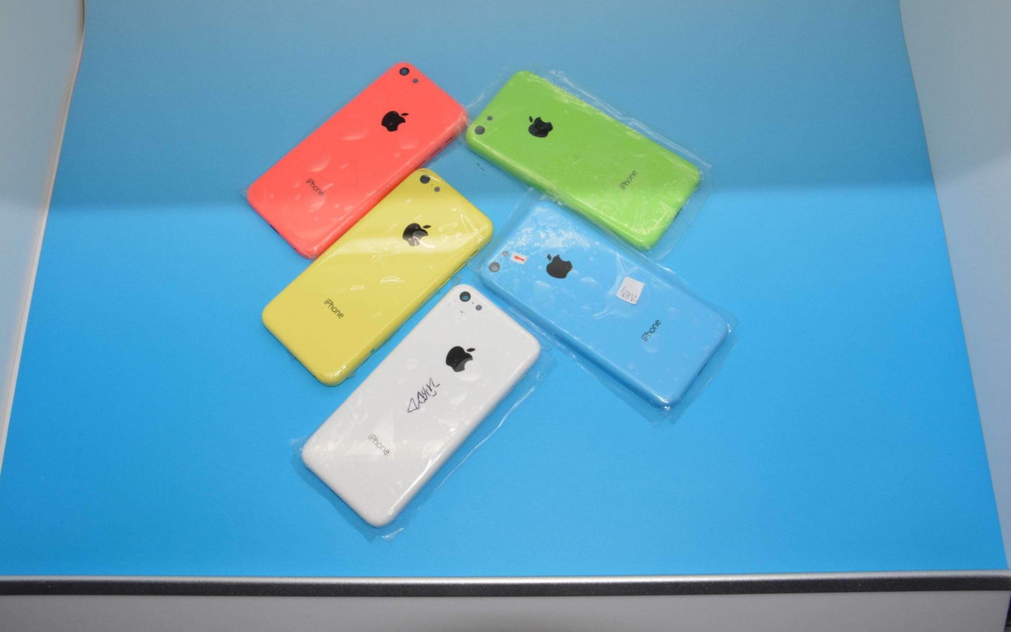 Смартфоны Apple iPhone 5c