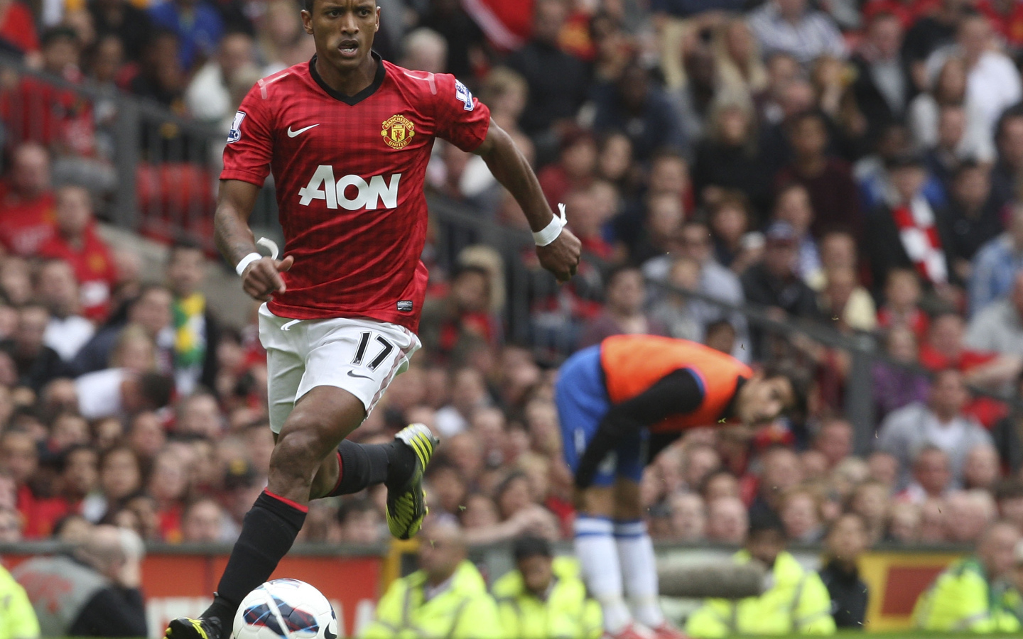 Манчестер Юнайтед Луиш Нани в середине игры