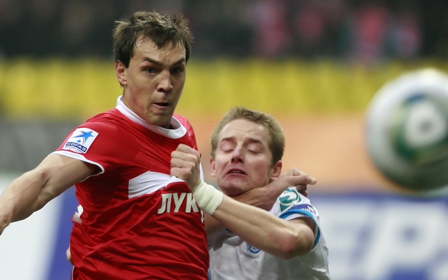 Нападавший Ростова Артем Дзюба