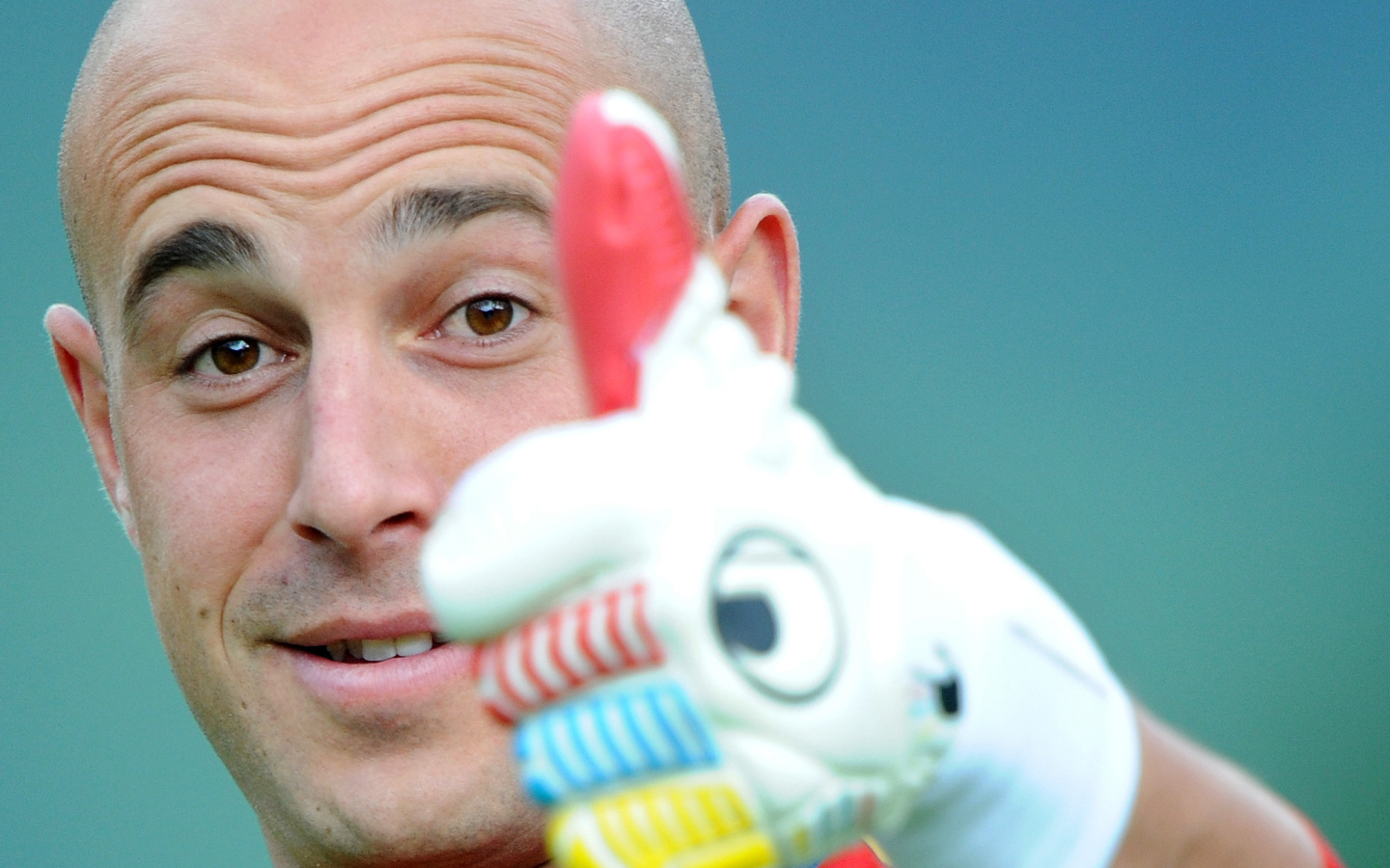 Лучший вратарь Наполи Пепе Рейна крупным планом