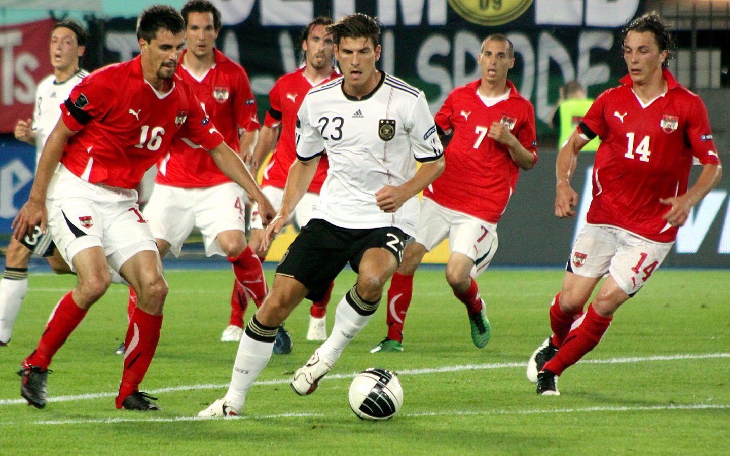  Незаменимый футболист Фиорентины Марио Гомес против всех