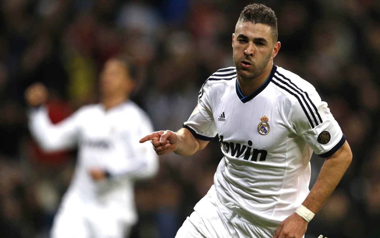  Игрок Реал Мадрида Карим Бензема после победы