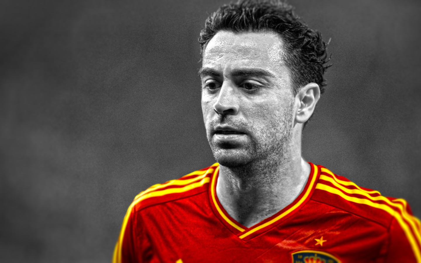  Игрок Барселоны Хави Эрнандес перед игрой