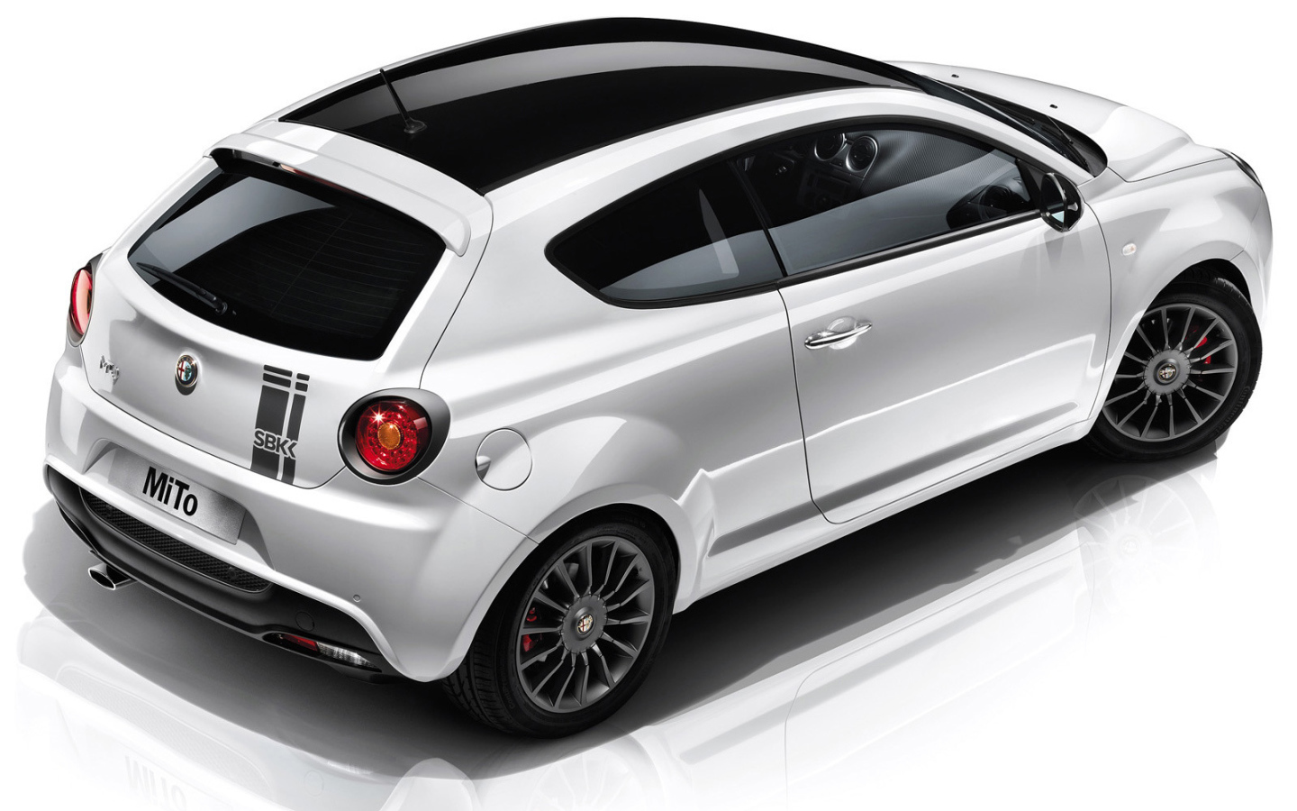 Надежная машина Alfa Romeo 145