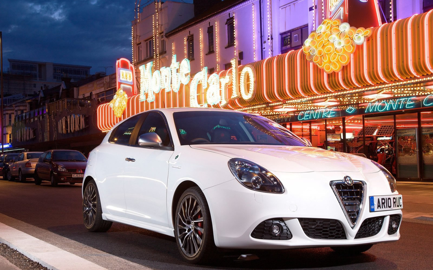 Надежный автомобиль Alfa Romeo giulia