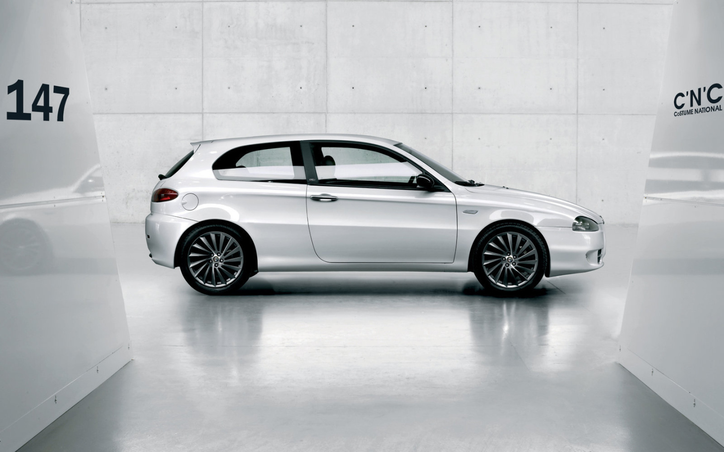 Надежный автомобиль Alfa Romeo 147