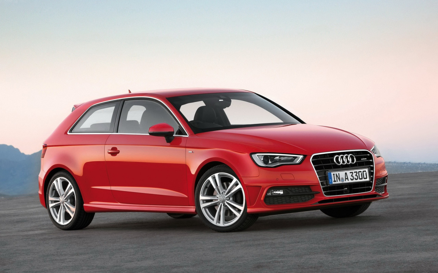 Красивый автомобиль Audi a3 в Москве