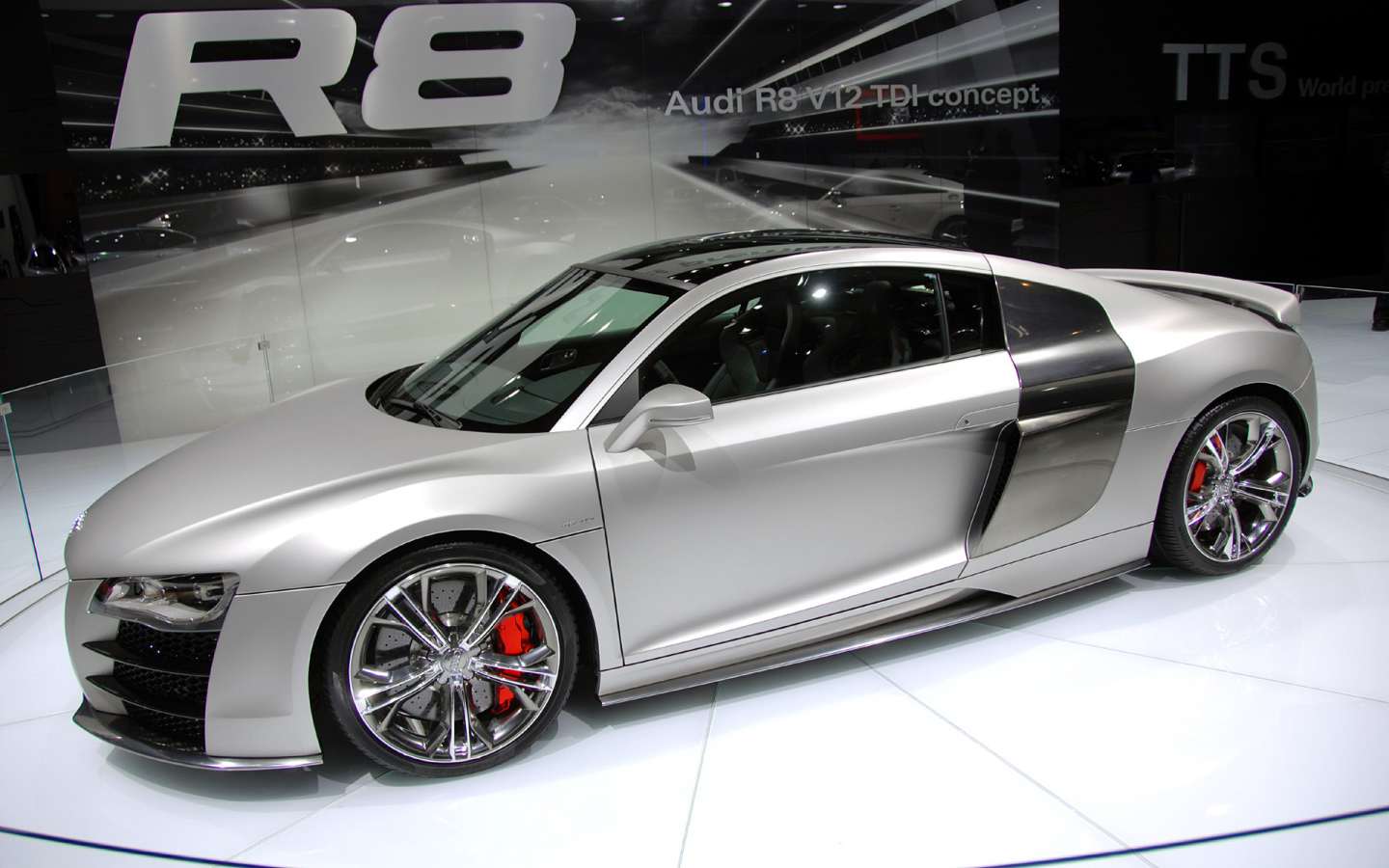 Красивый автомобиль Audi tdi