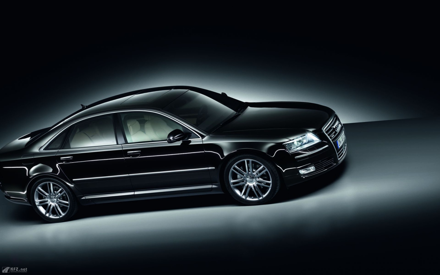 Фото автомобиля Audi а8