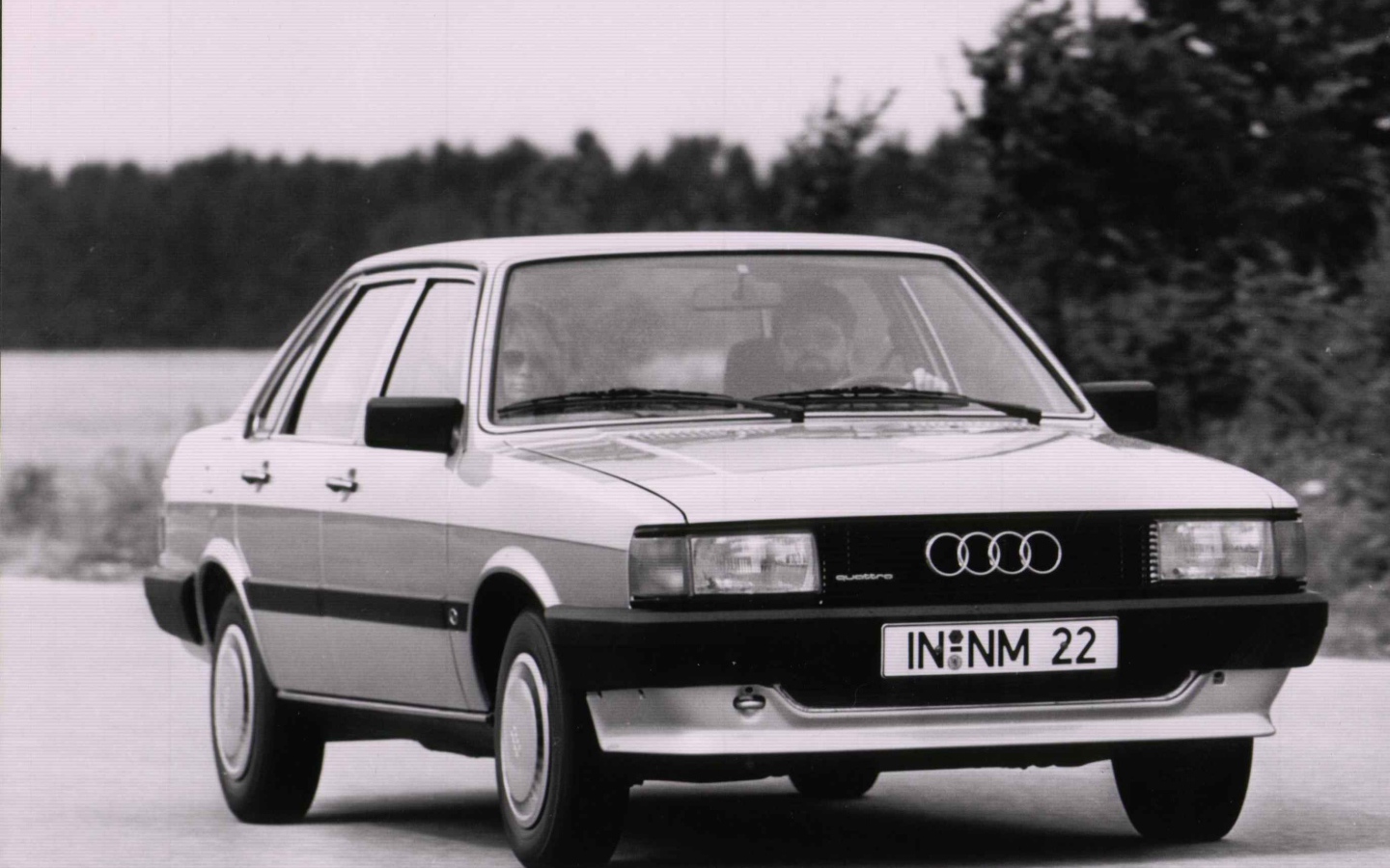Надежный автомобиль Audi 80