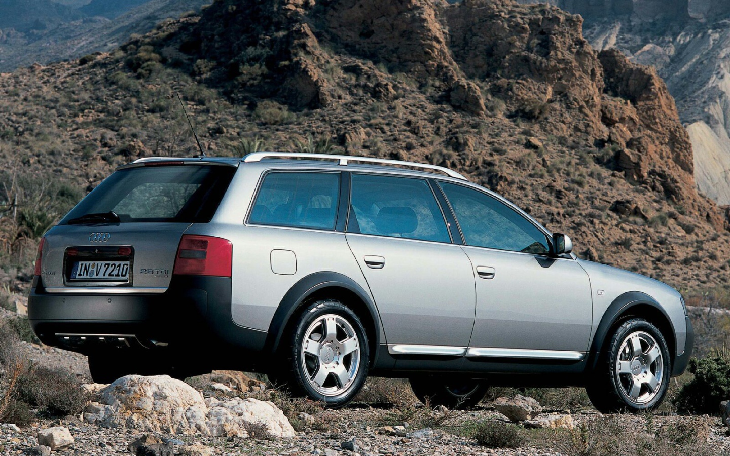 Надежная машина Audi allroad