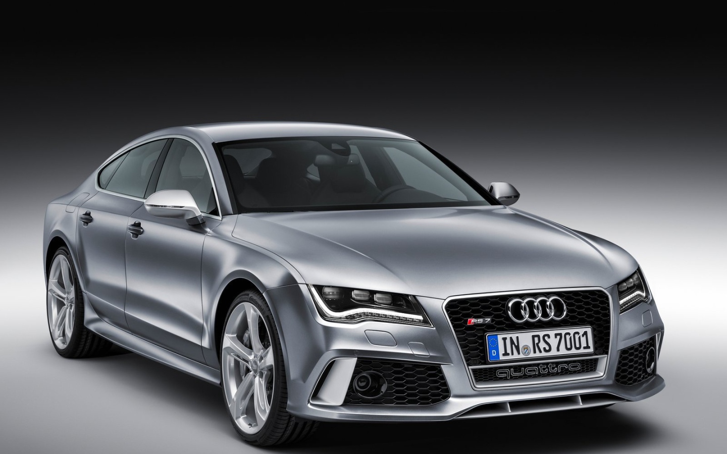 Надежная машина Audi rs7