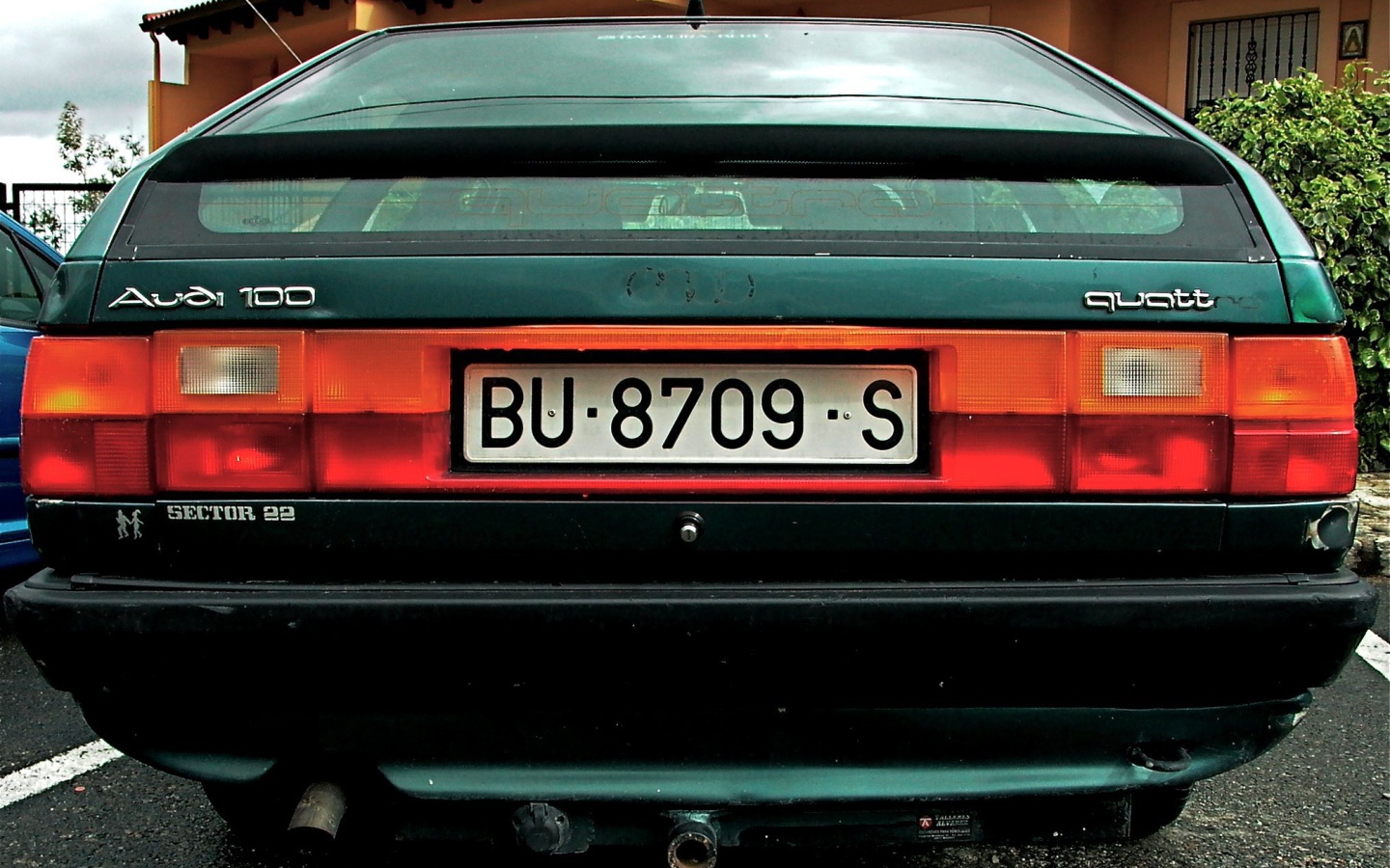 Дизайн автомобиля Audi 100