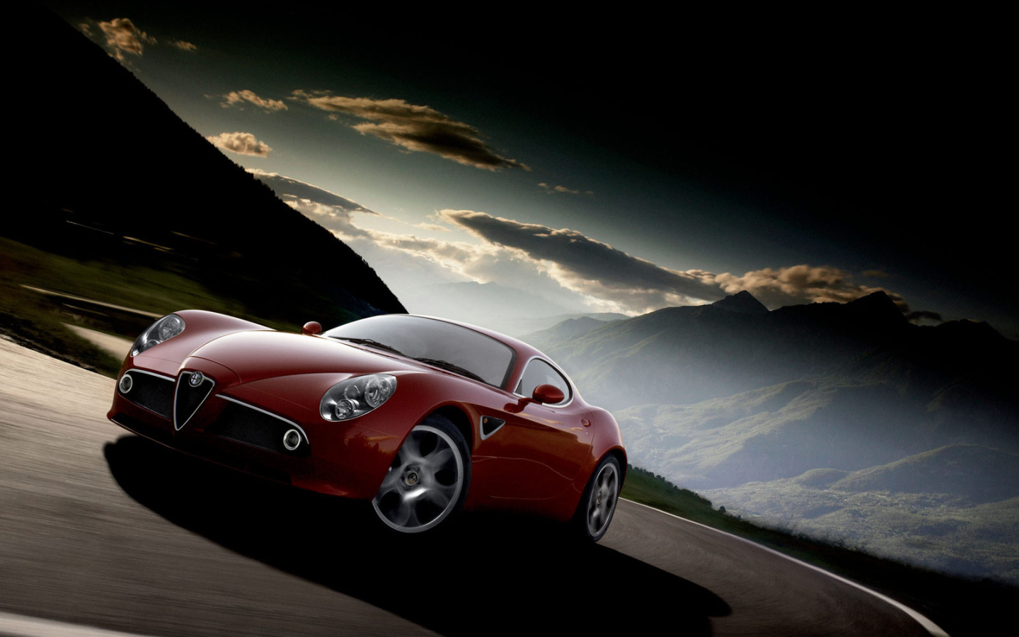 BMW На горной дороге