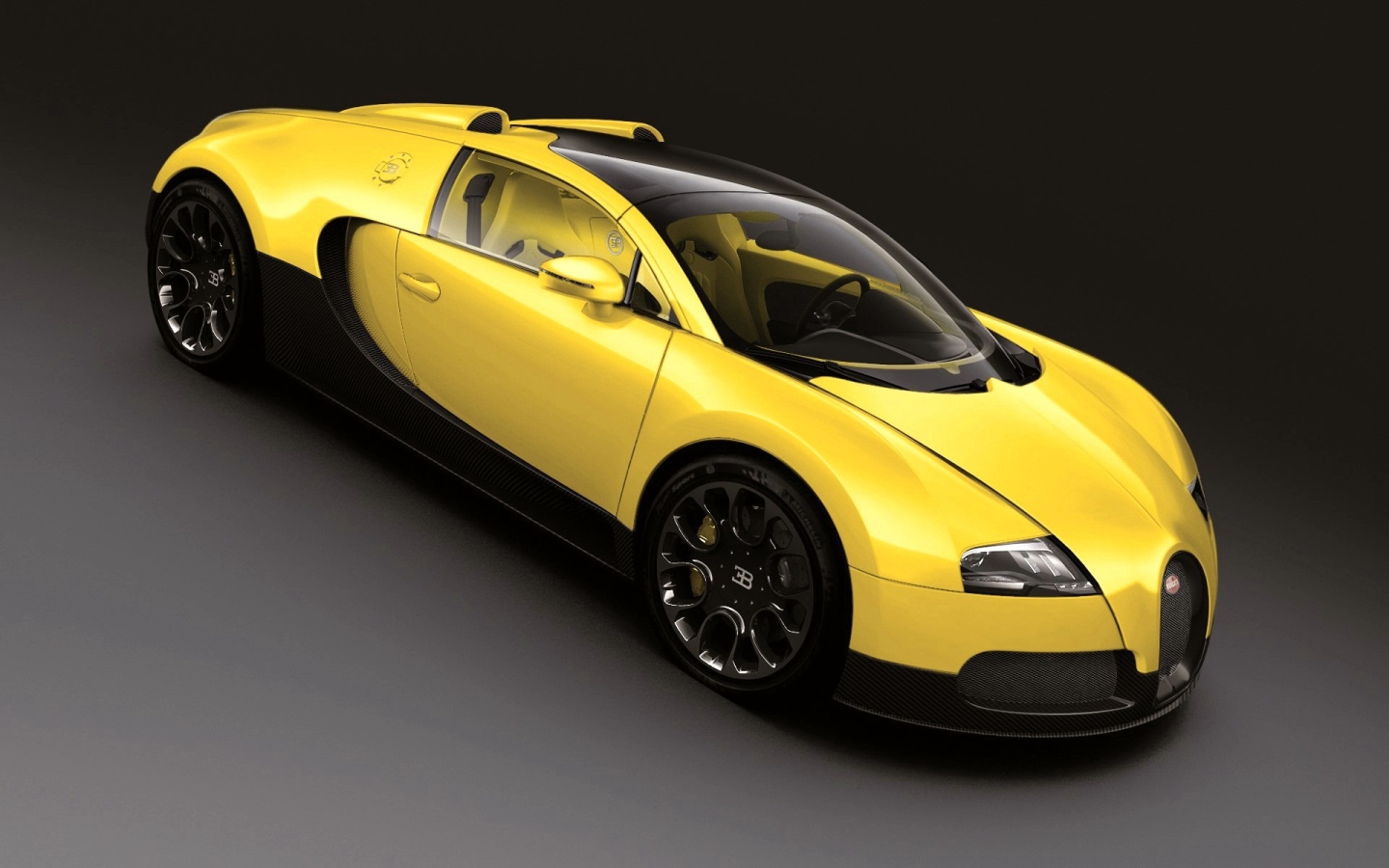 Желтый Bugatti Veyron 16.4 Grand Sport