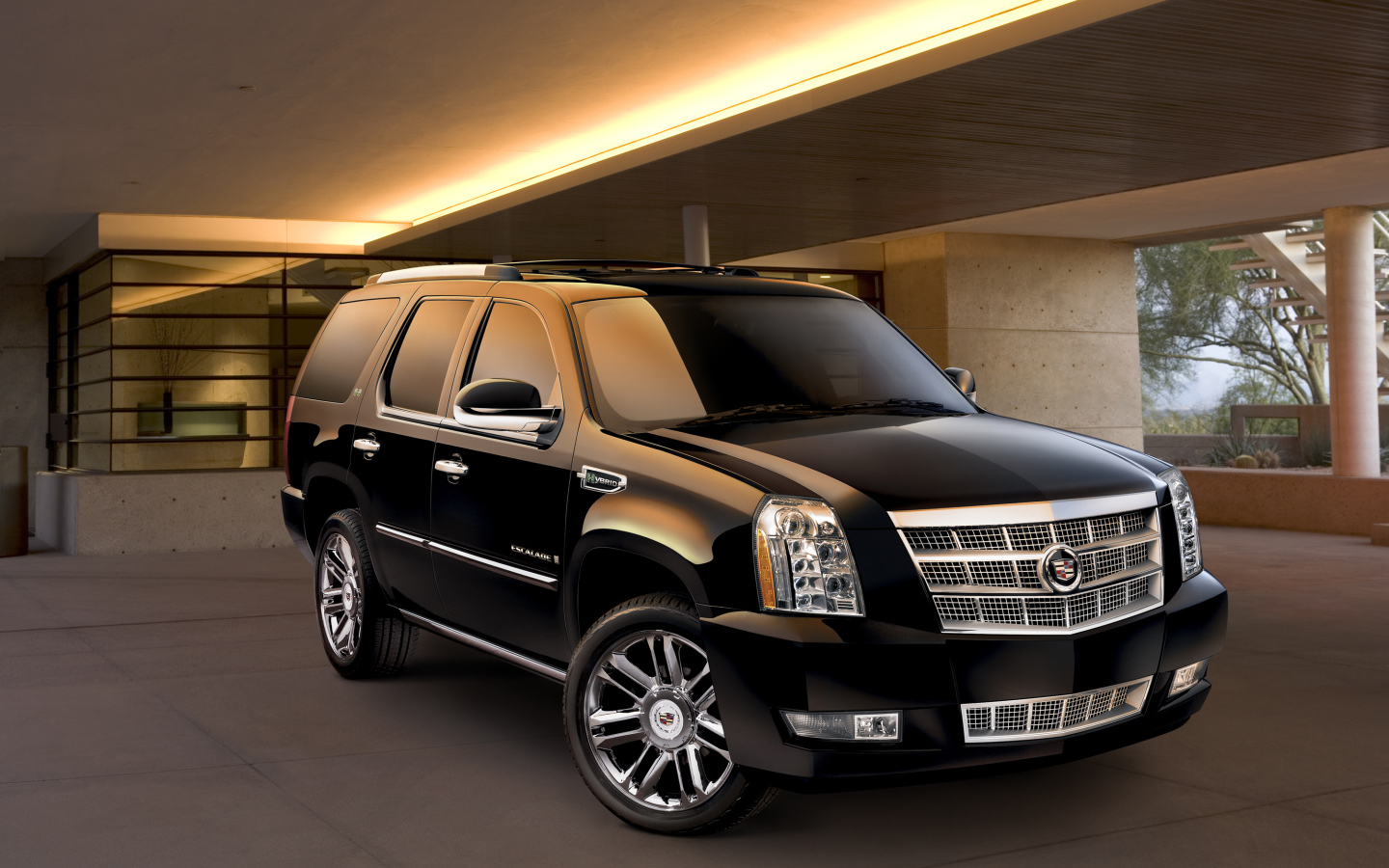 Домашний зверь Cadillac Escalade 2014