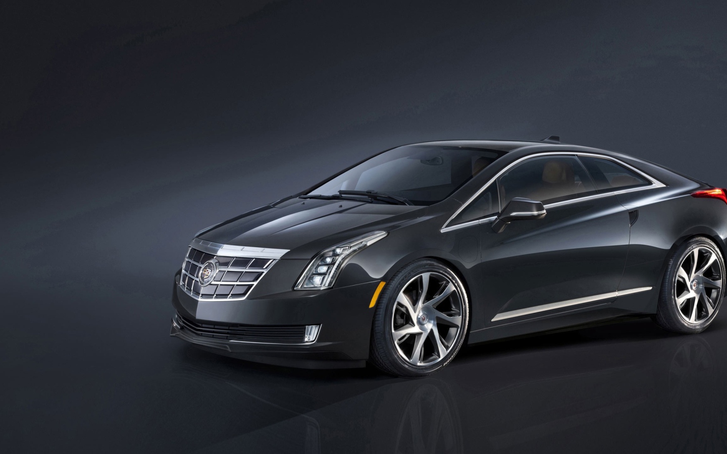 Надежный автомобиль Cadillac ERL 2014 года