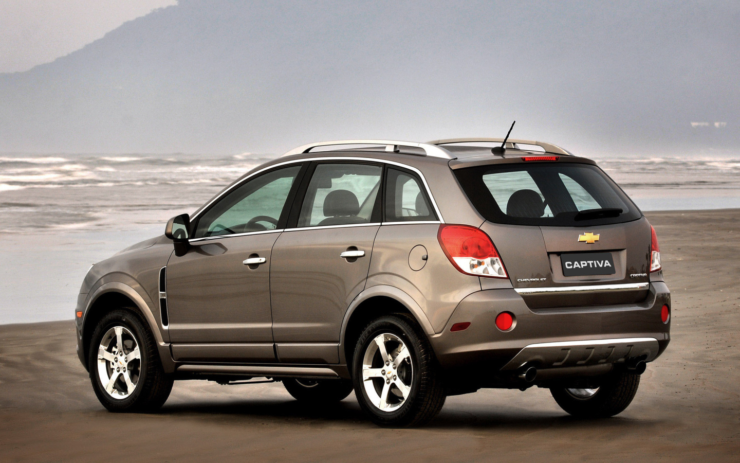 Тест драйв автомобиля Chevrolet Captiva 2014