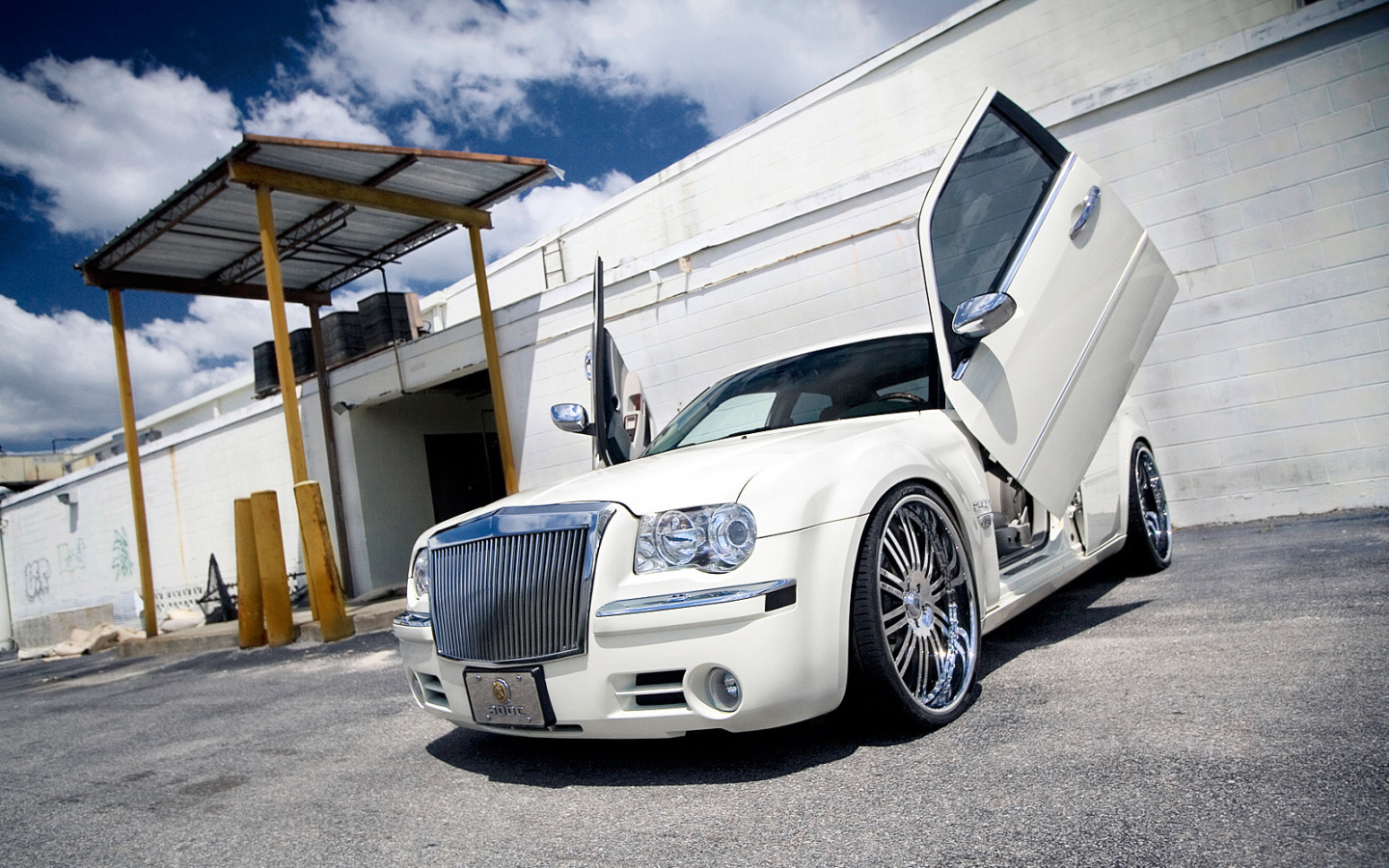 Дикий Сhrysler 300c