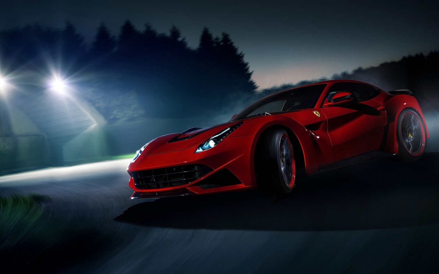 Novitec Rosso Ferrari F12 модель 2014 года