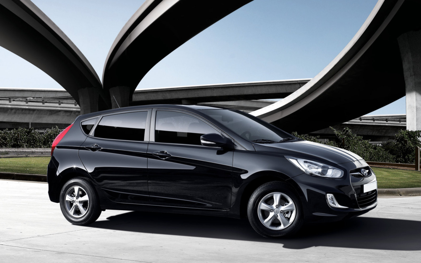 Новый автомобиль Hyundai Solaris