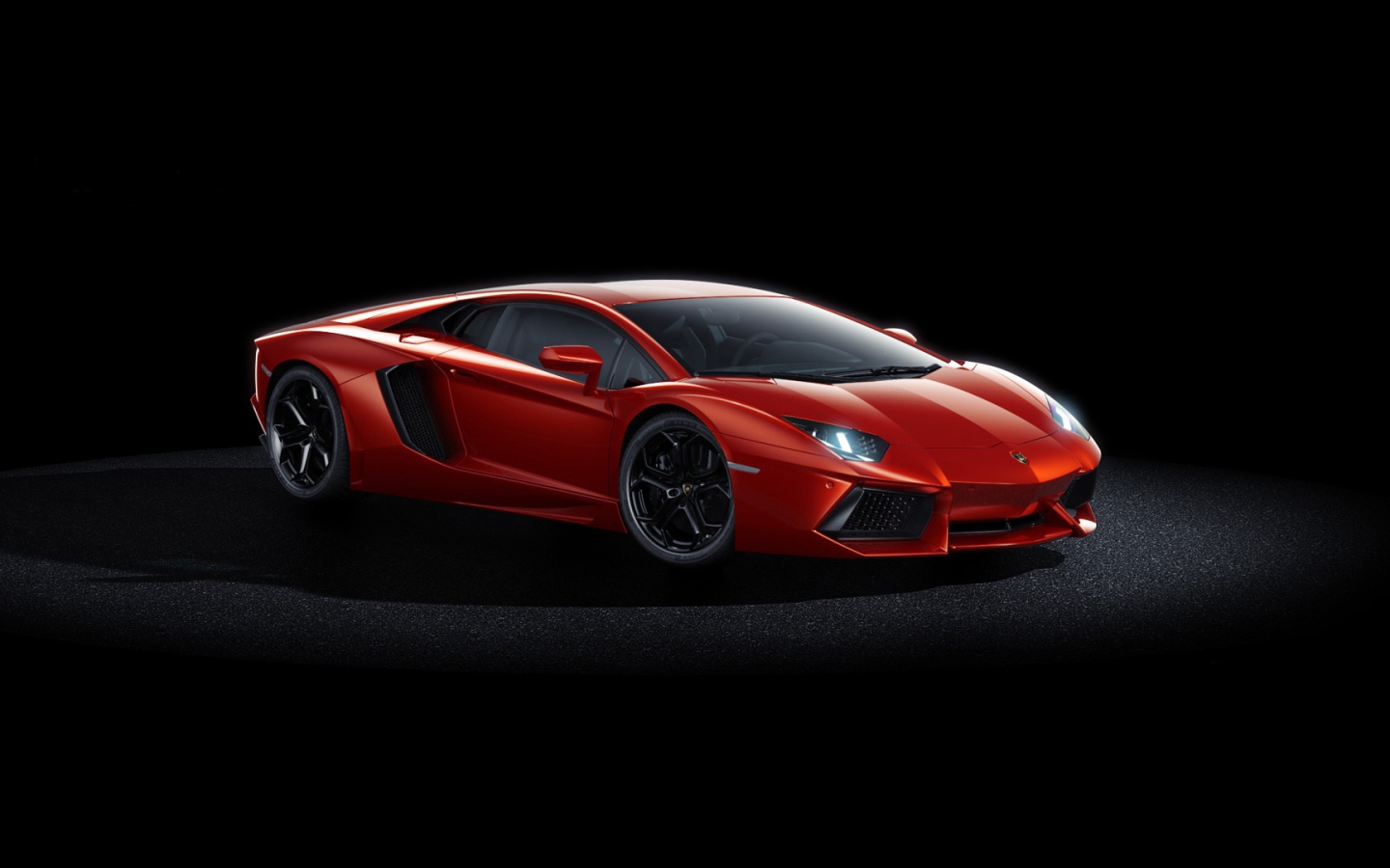 Красный Lamborghini aventador lp700
