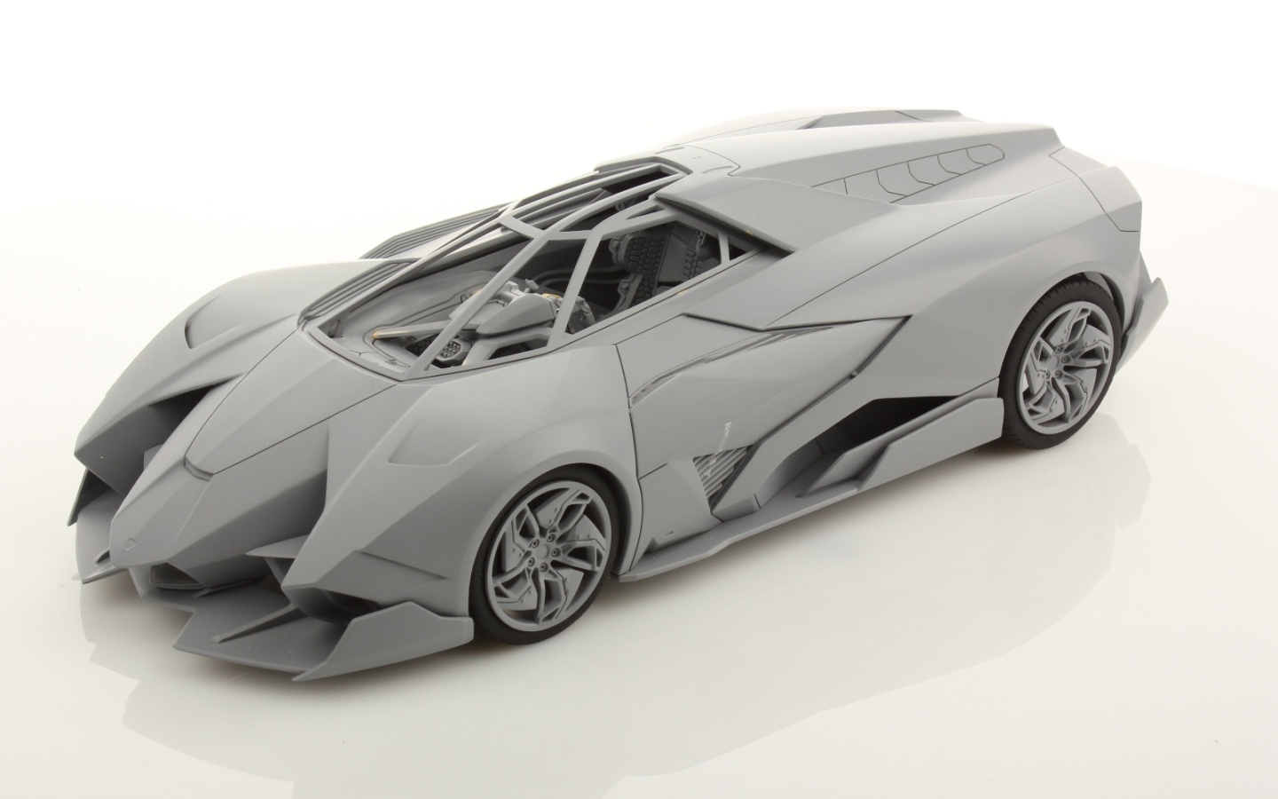 Новая машина Lamborghini Egoista