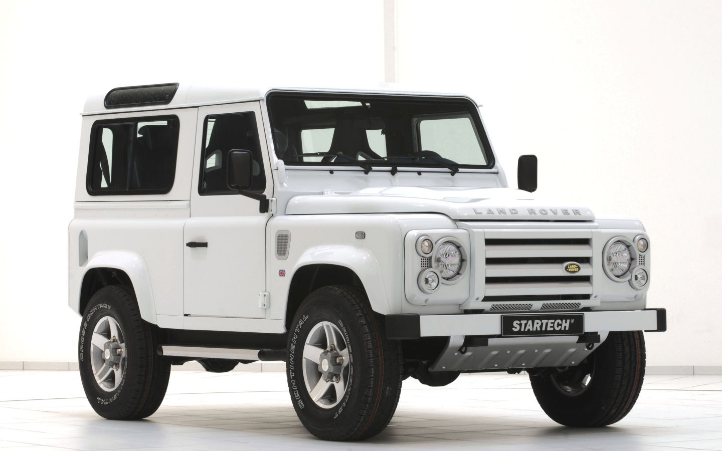 Фото автомобиля Land Rover Defender
