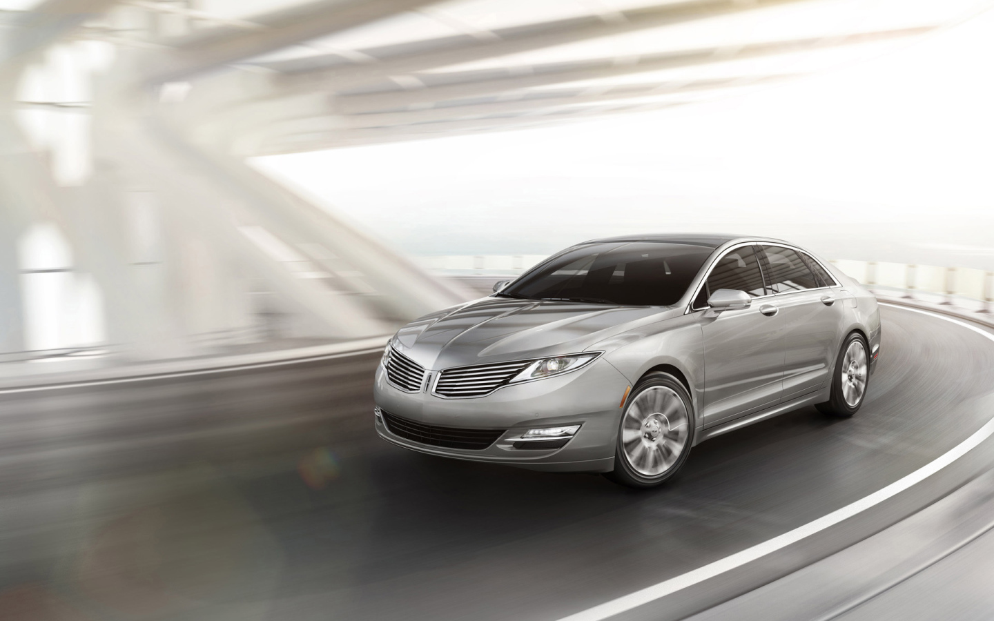 Красивый автомобиль Lincoln MKZ