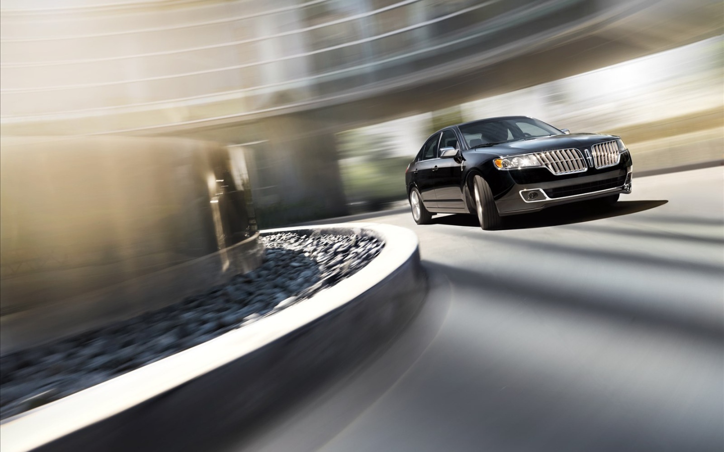 Автомобиль марки Lincoln модели MKZ