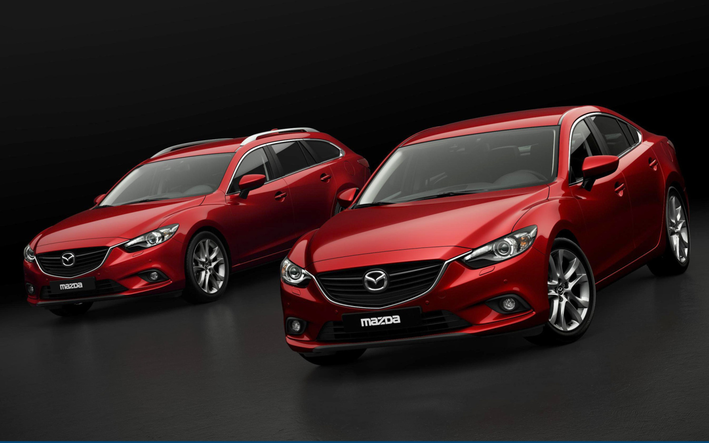 Красивый автомобиль Mazda 6