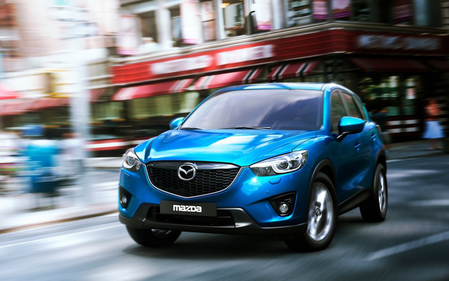 Новый автомобиль Mazda CX 5