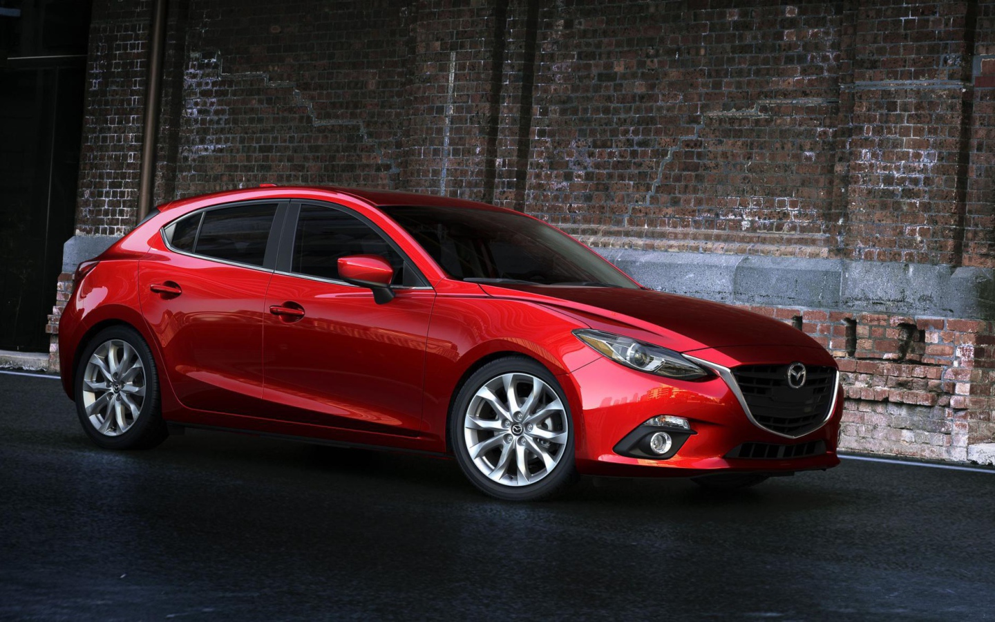 Тест драйв автомобиля Mazda 3 2014