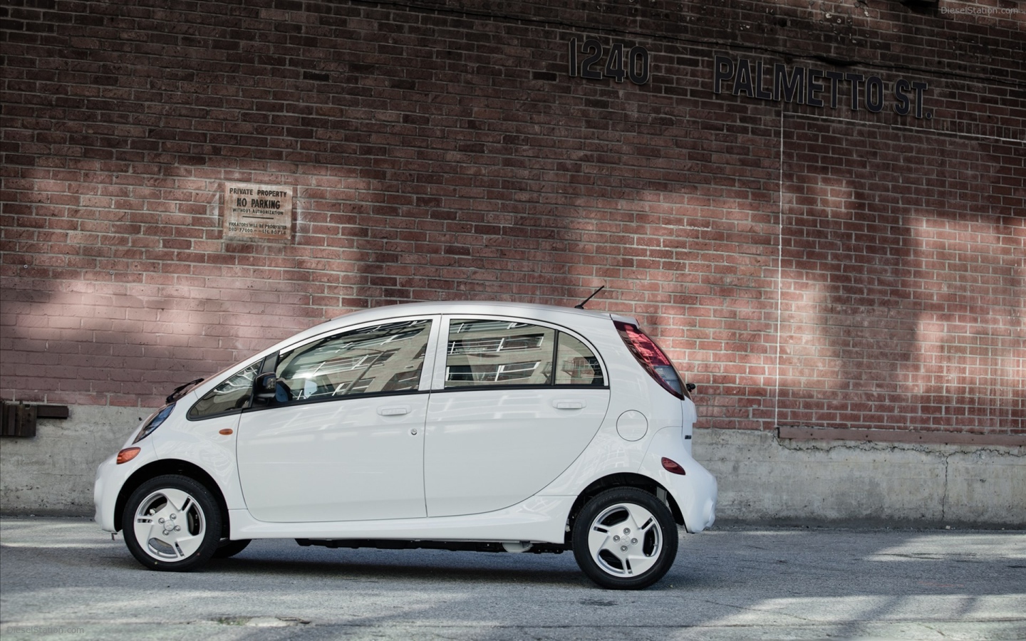 Дизайн автомобиля Mitsubishi Electric