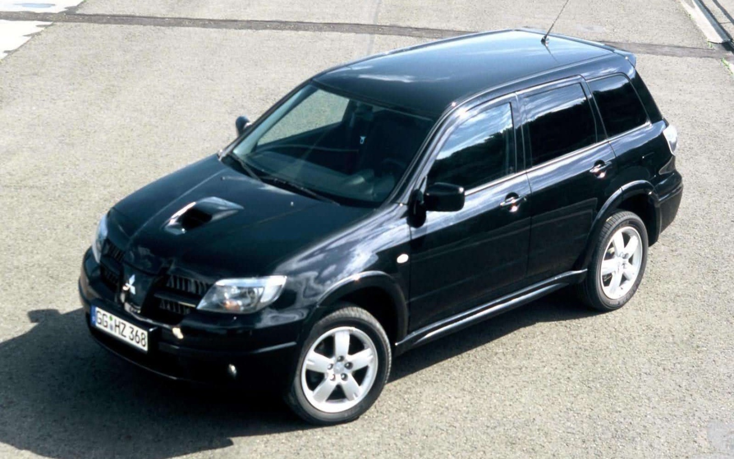 Тест драйв автомобиля Mitsubishi Outlander