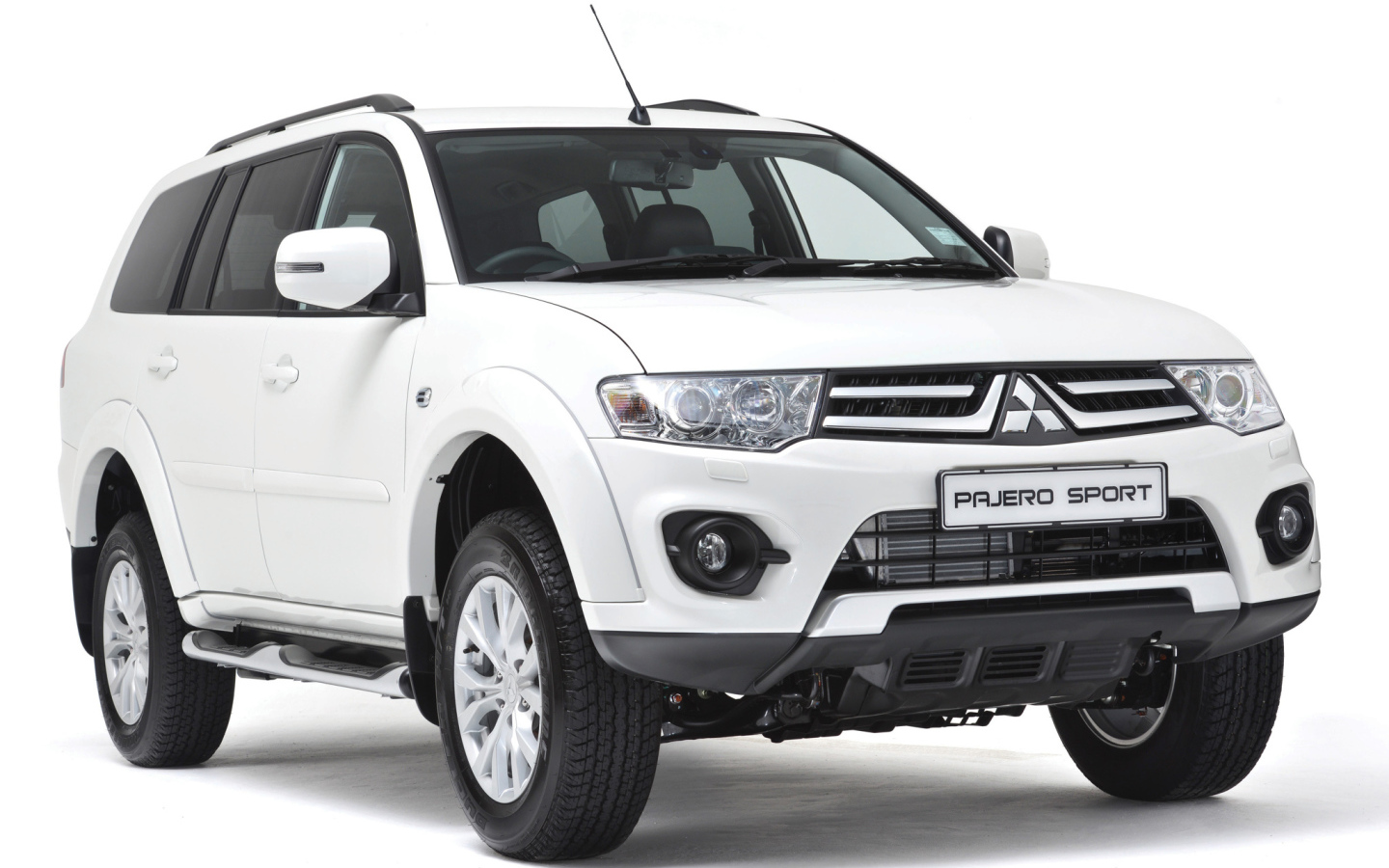 Тест драйв автомобиля Mitsubishi Pajero Sport