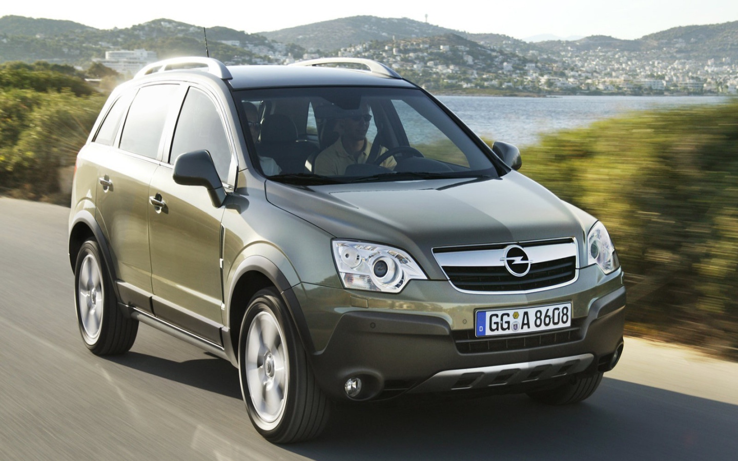 Тест драйв автомобиля Opel Antara
