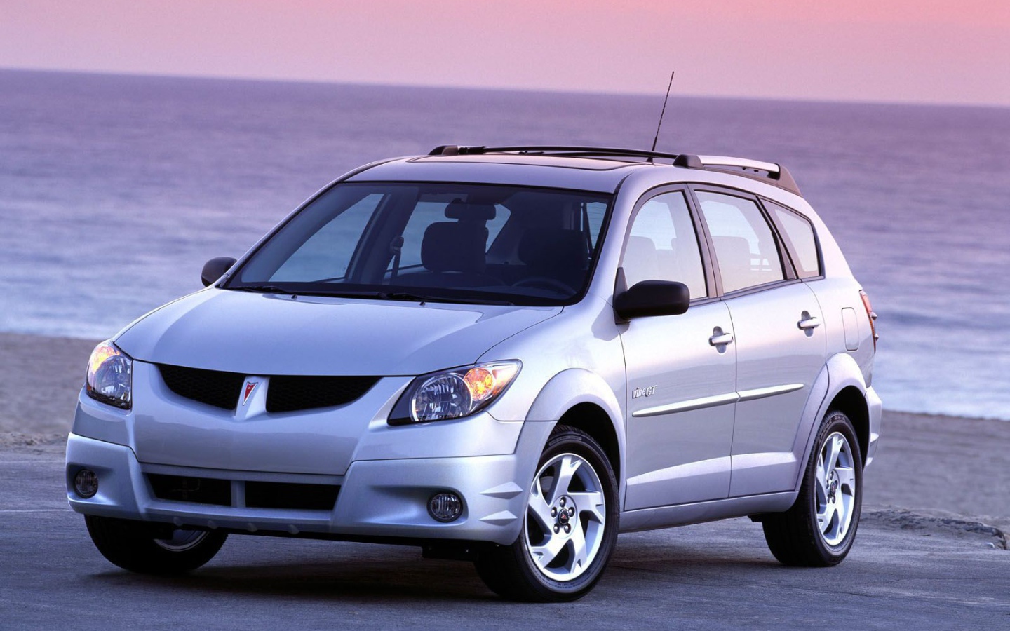 Дизайн автомобиля Pontiac Vibe