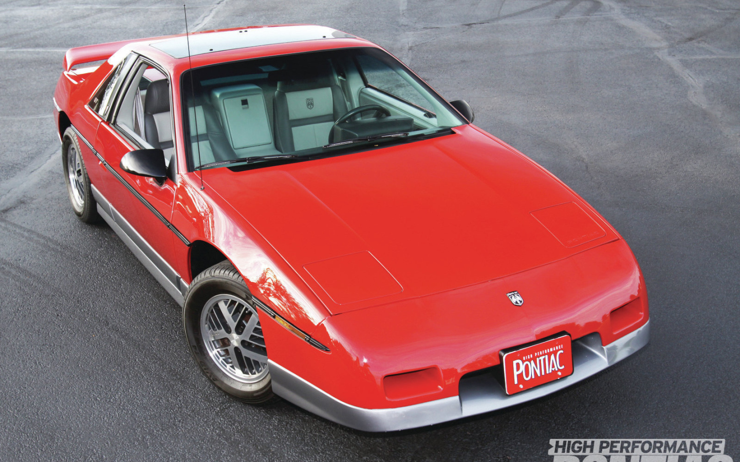 Новый автомобиль Pontiac Fiero