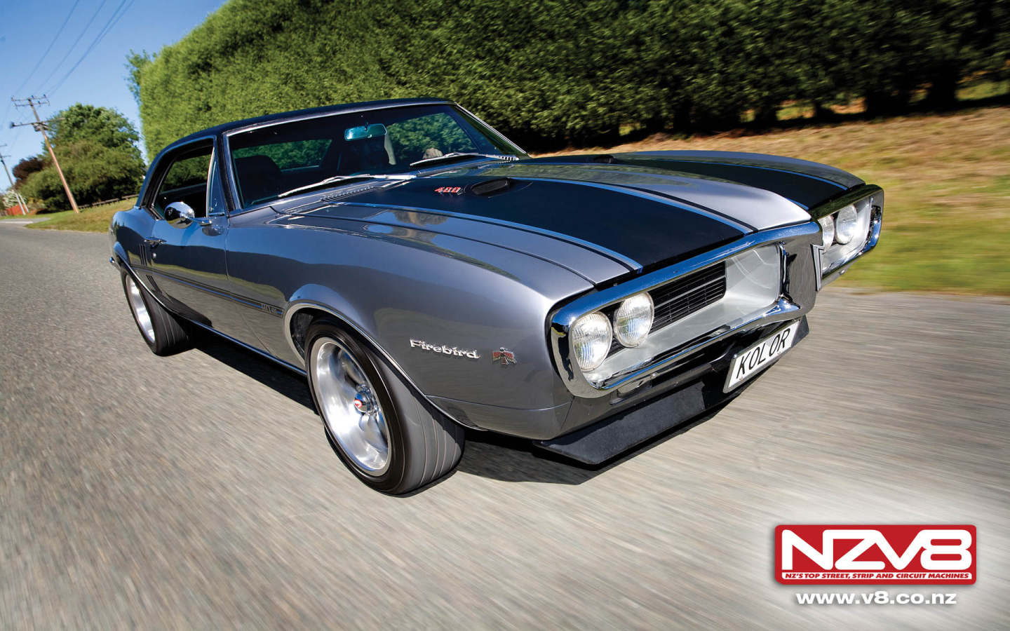 Надежный автомобиль Pontiac Firebird